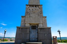 obeliscul-din-alba-iulia
