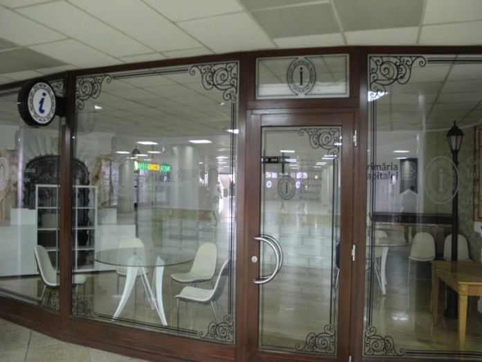Bucureşti fără centru de informare turistică funcţional birou de informatii inchis