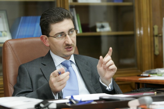 Autişti în administraţia publică consiliul concurenței Bogdan Chirițoiu