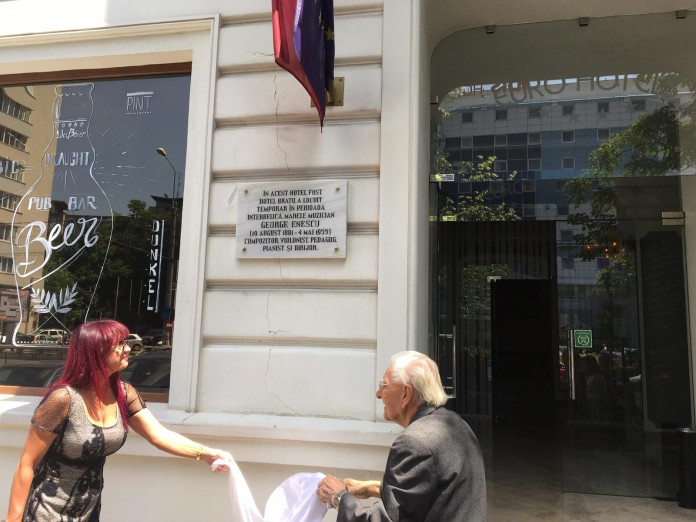 Placa comemorativă George Enescu la Euro Hotel Griviţa