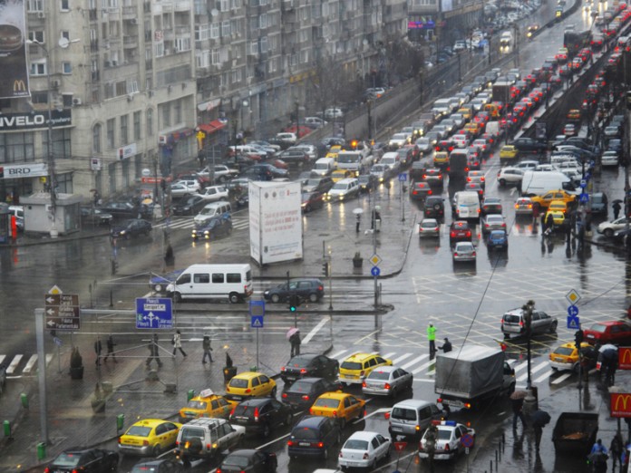 Proiectul Oxigen a fost aprobat. Mașinile non-Euro, Euro 1 și Euro 2, interzise complet în București din 2022