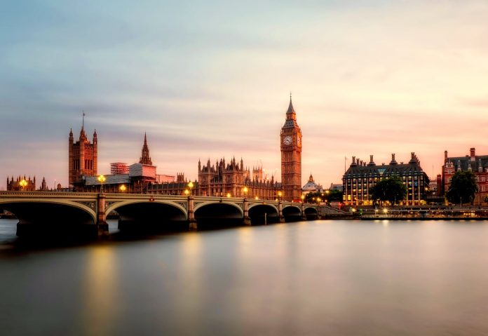 Londra, sursa foto : pixabay
