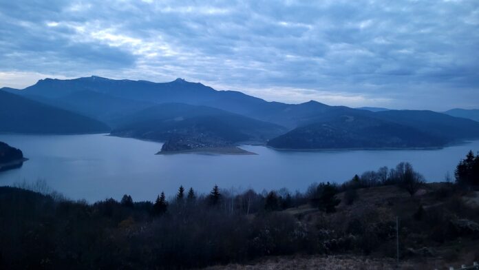 Lacul Bicaz sursa: Dragomir Iuliana/Fb